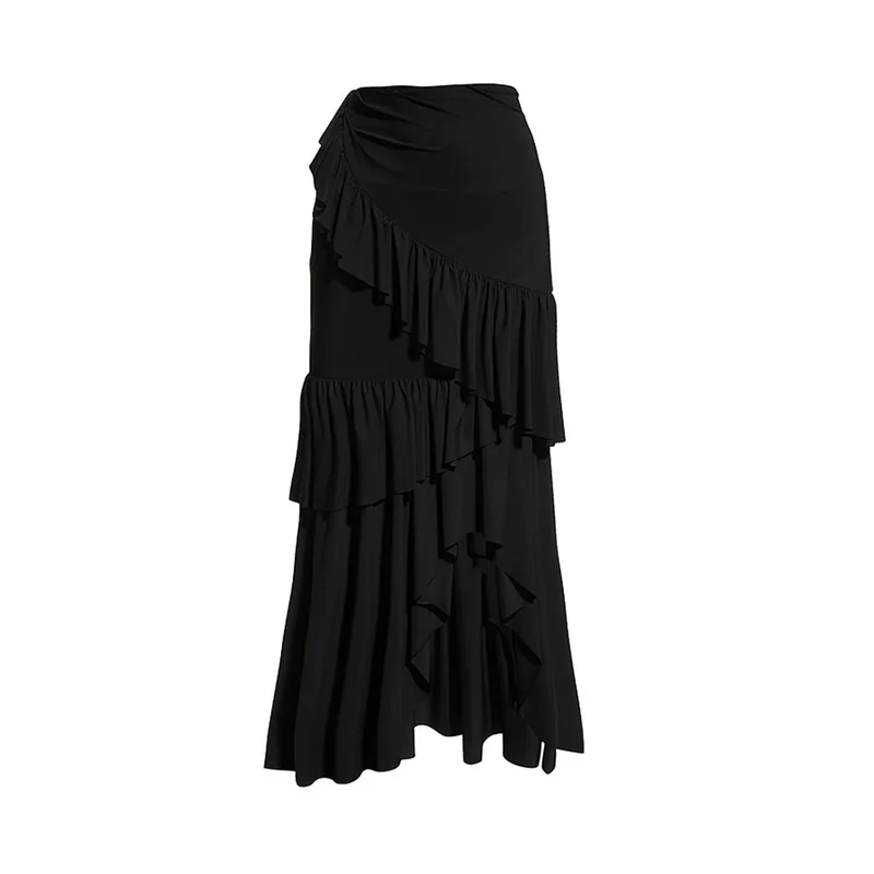 Женский купальник с большим цветочным украшением сплошной передней частью груди