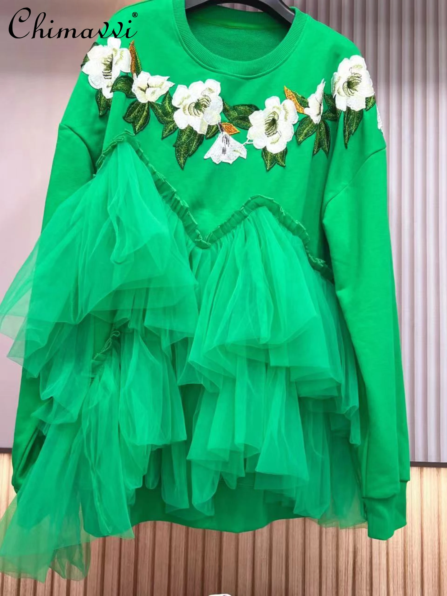 

High-End Design Fashion Embroidery Spun Yarn Loose Sweatshirt 2023 Autumn New Round Neck Pullover Long Sleeve Hoodies Women Tops