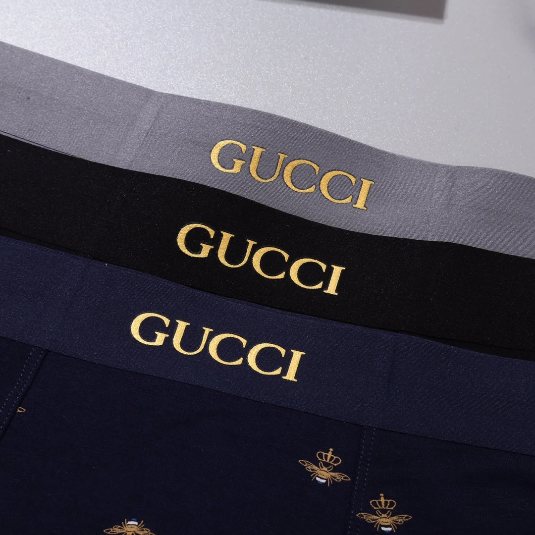 GUCCI Мужское комфортное дышащее нижнее белье класса люкс. 3 упаковки |