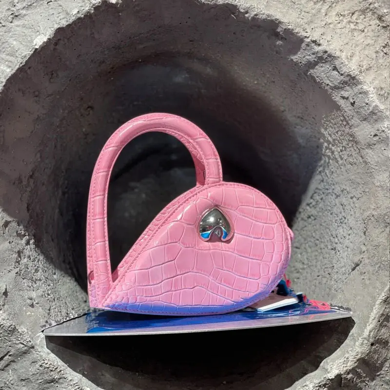 

Designer Half Hollow Heart-Shaped Women Handbags Luxury Crocodile Pu Leather Shoulder Crossbody Bags Quality Party Clucth Purses