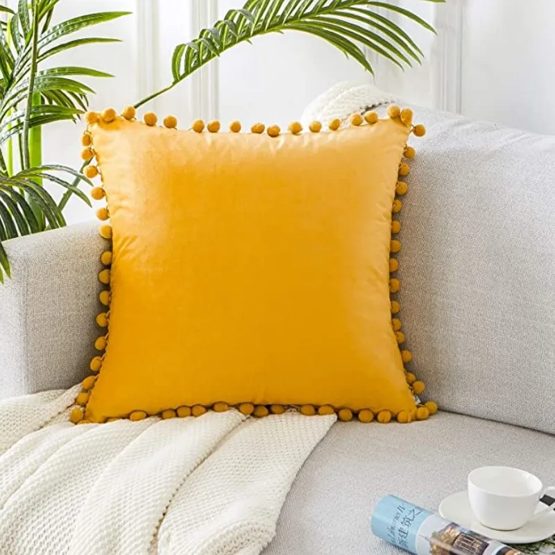 Inyahome Pompom Velvet Cushion Cover Decorative Pillows Throw Pillow Case Soft Solid Luxury Home Decor Living Room Sofa Seat