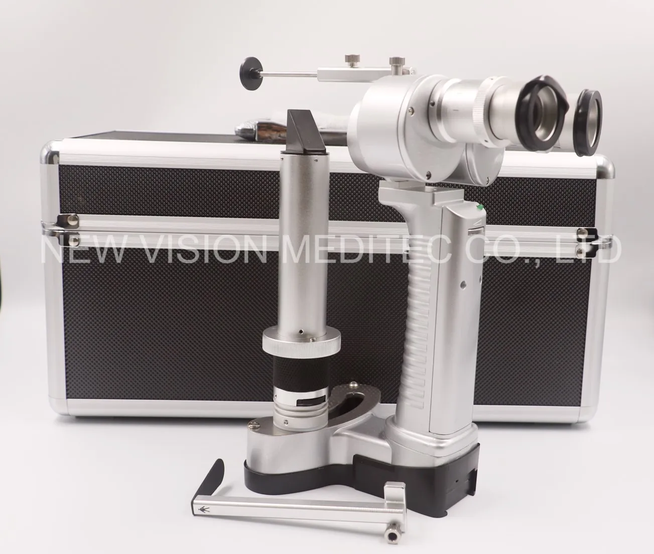 

Портативная щелевая лампа VISION 10x/16x