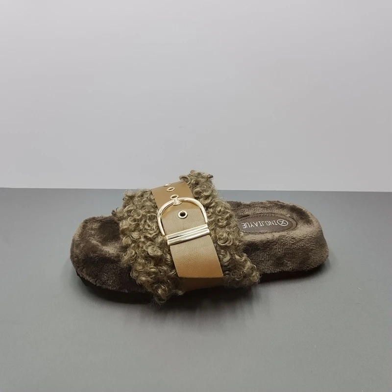 Женская обувь 2024 тапочки мягкие роскошные шлепанцы меховые пантофле женские на