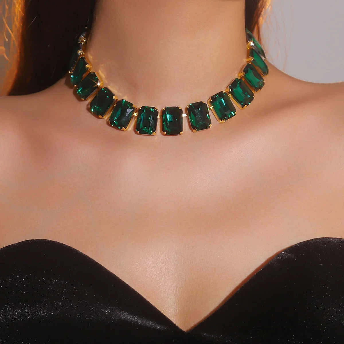 Ожерелье-колье с кристаллами и стразами для женщин изумрудное массивное