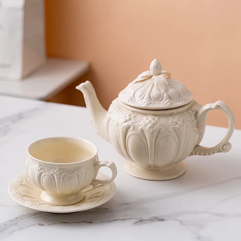 

English embossed retro palace style coffee cup simple afternoon tea set creative ceramic kettle European cup