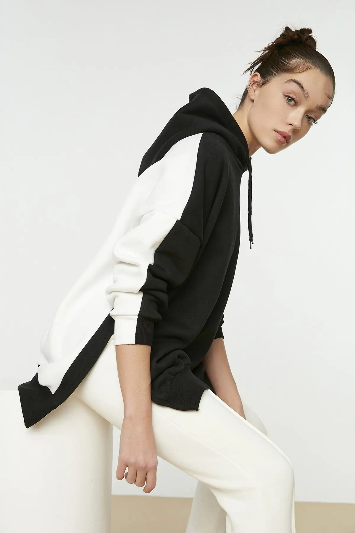 

Women's Sweatshirt Black Color Block Oversize Raised Sports Hoodies Fashion All Season New Pullovers