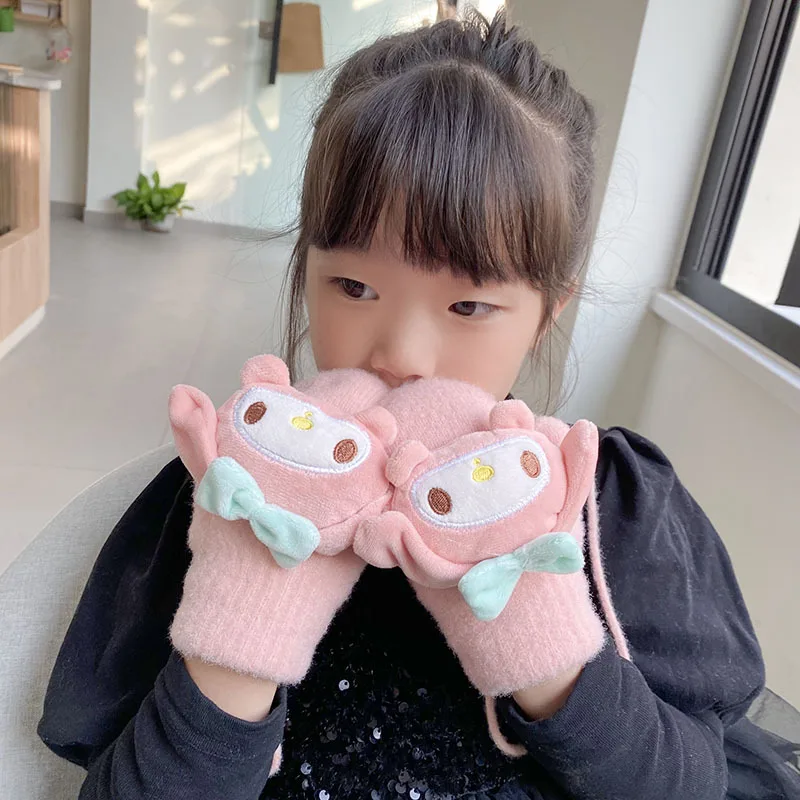 Рисунок 3 - Мультяшная плюшевая кукла аниме