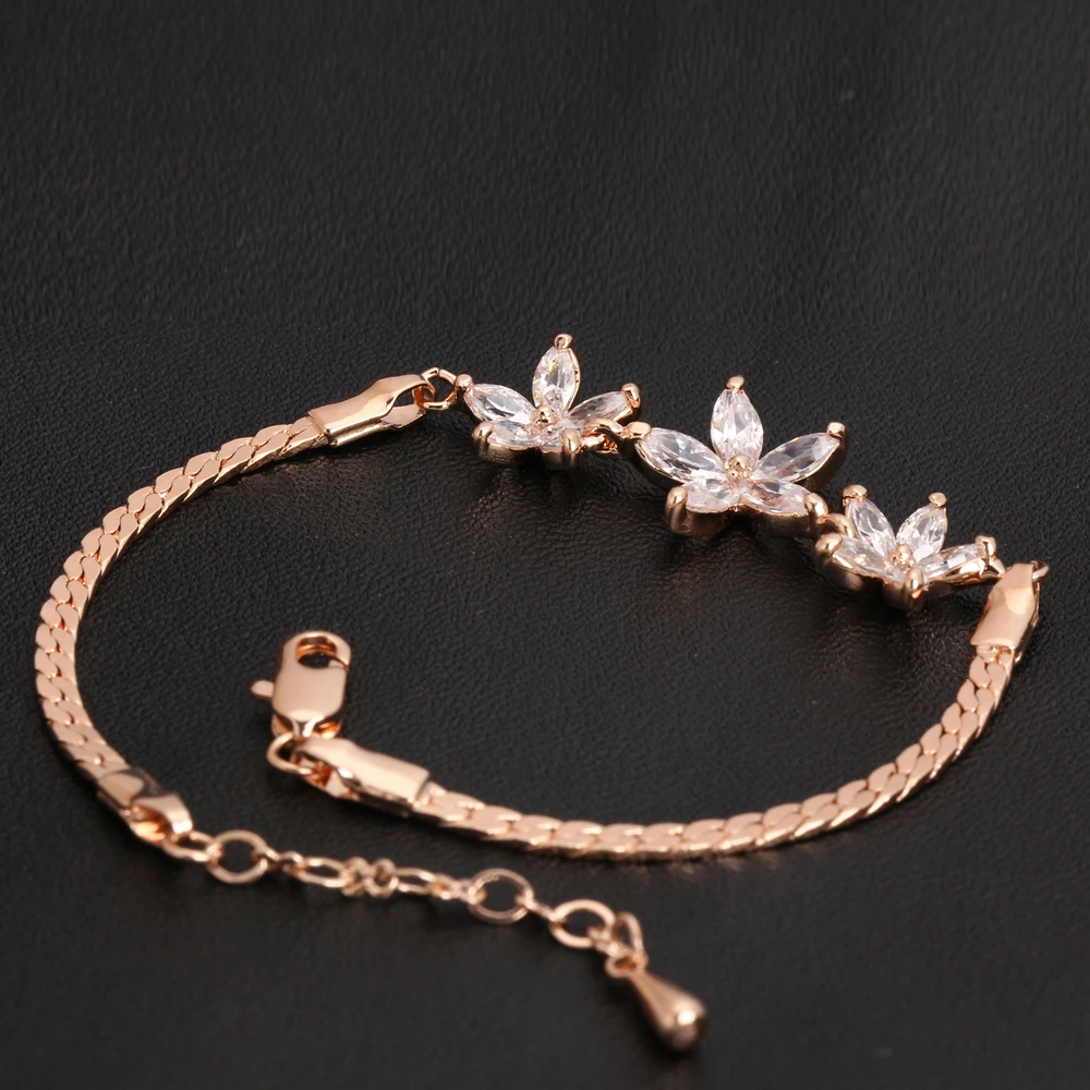 

Three Clear Flower Rose Gold Color Bracelet for Women Jewelry Made With Genuine Austrian Crystals HandChain Elegant Fashion Gift