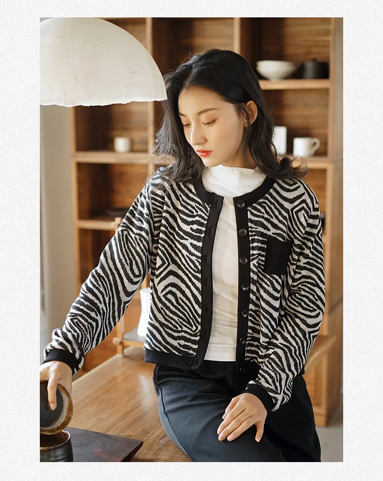 Укороченный хлопковый кардиган с рисунком зебры женские жаккардовые вязаные