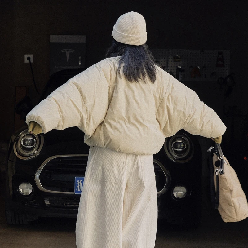 Streetwear Women's Batwing sleeve down jacket Luxury Winter 2023 New Fluffy Short puffer coat Female Outwear Warm INKEO 2O405