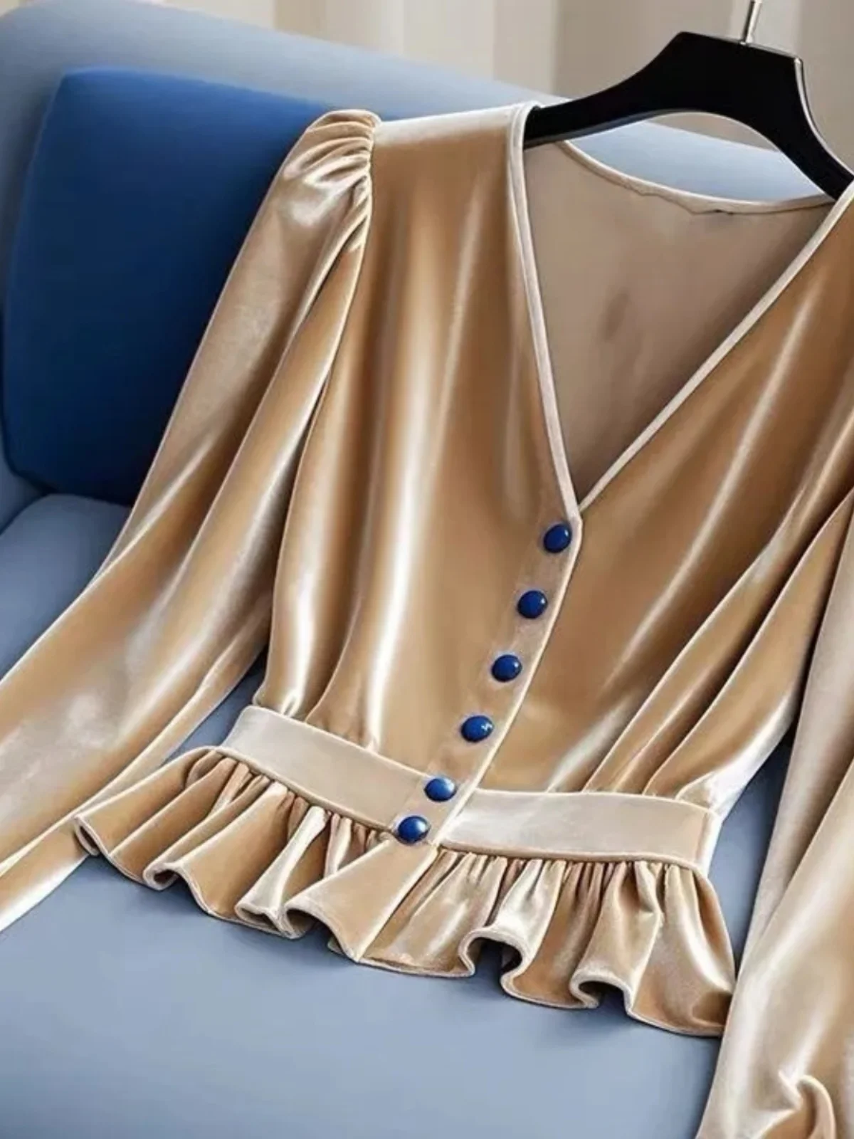 Тонкая короткая куртка с высокой талией бархатные рубашки оборками по краям