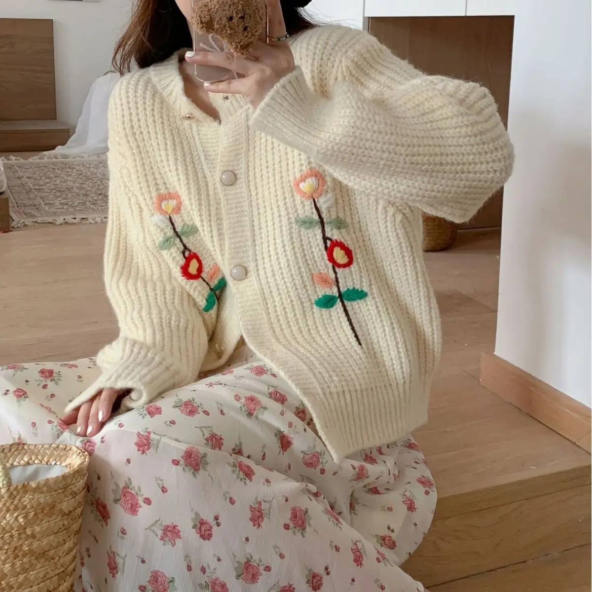 Рисунок 5 - Вязаный кардиган из грубой пряжи