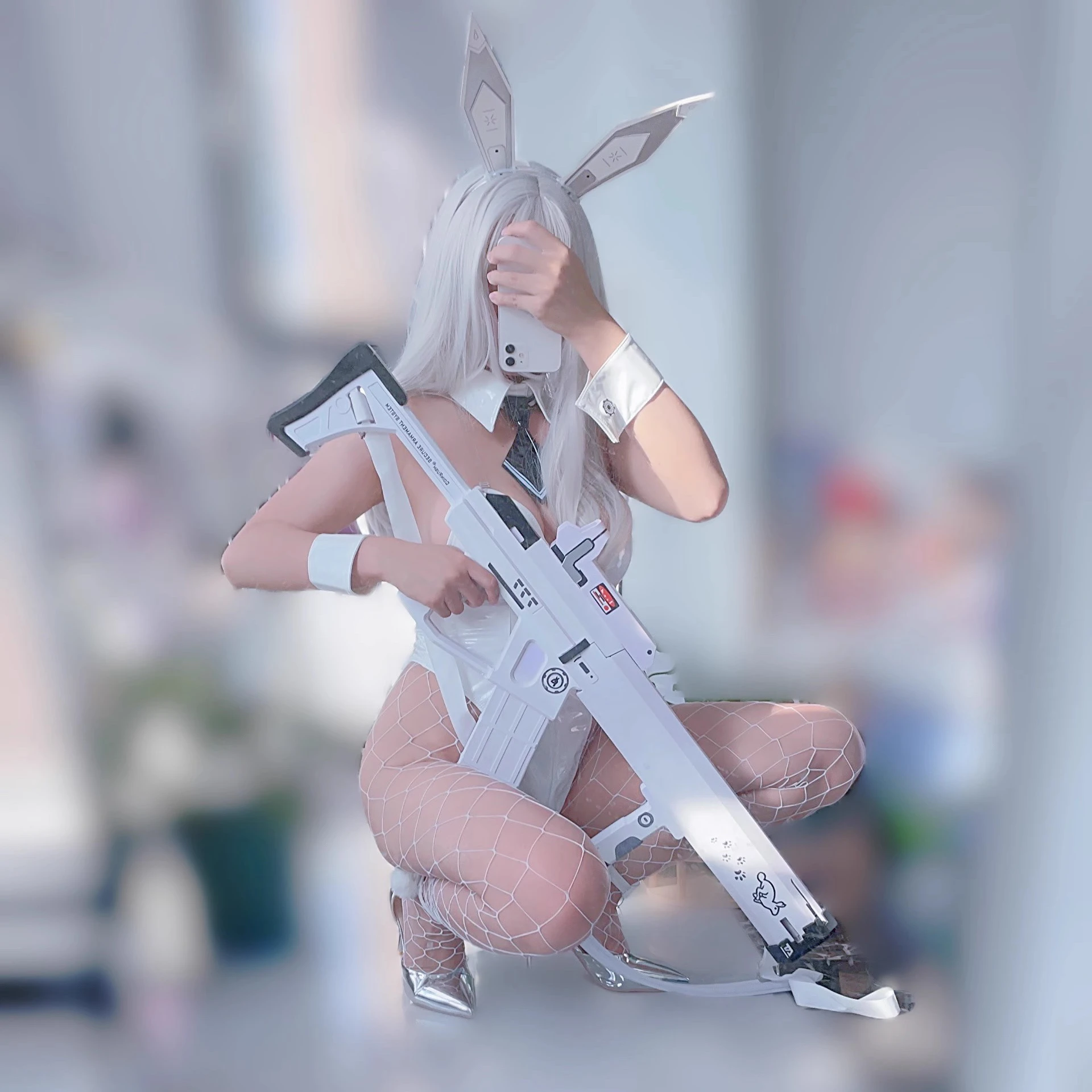 

Game Cosplay Prop NIKKE The Goddess of Victory Bunny X 777 White Rabbit Blanc Weapon Model EVA PVC Handmade Gun 90CM Halloween