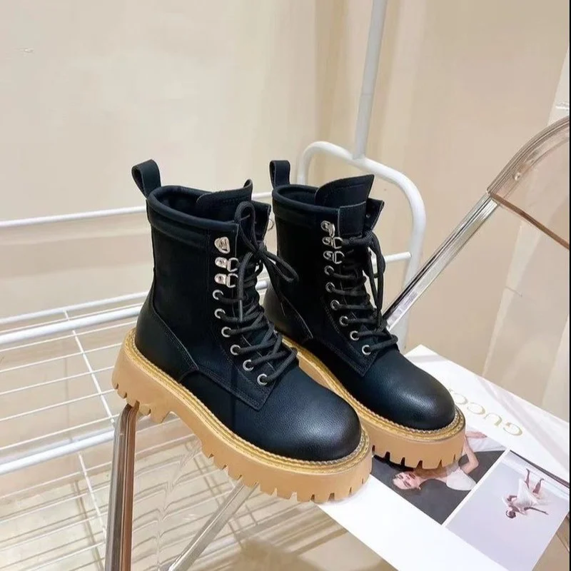 

2022 Spring Autumn Martin Boots Female Casual Boots Fashion Preppy Style Women's Shoes Platform Heels Lace-Up Women's Shoes