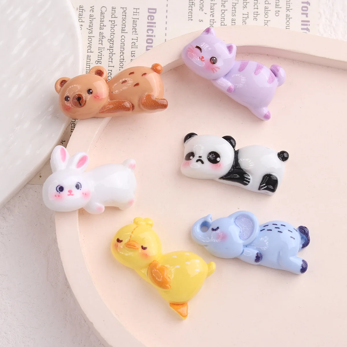 

Кабошоны из смолы животные 100 шт.