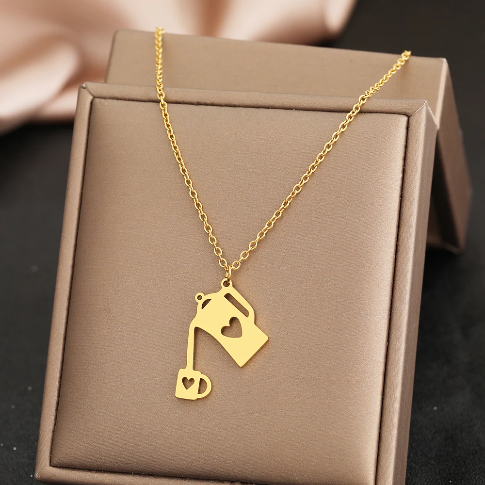 

Ожерелья из нержавеющей стали с мультяшным дизайном в виде бутылки с водой, женское модное ожерелье-чокер, украшения вечерние, подарки для д...