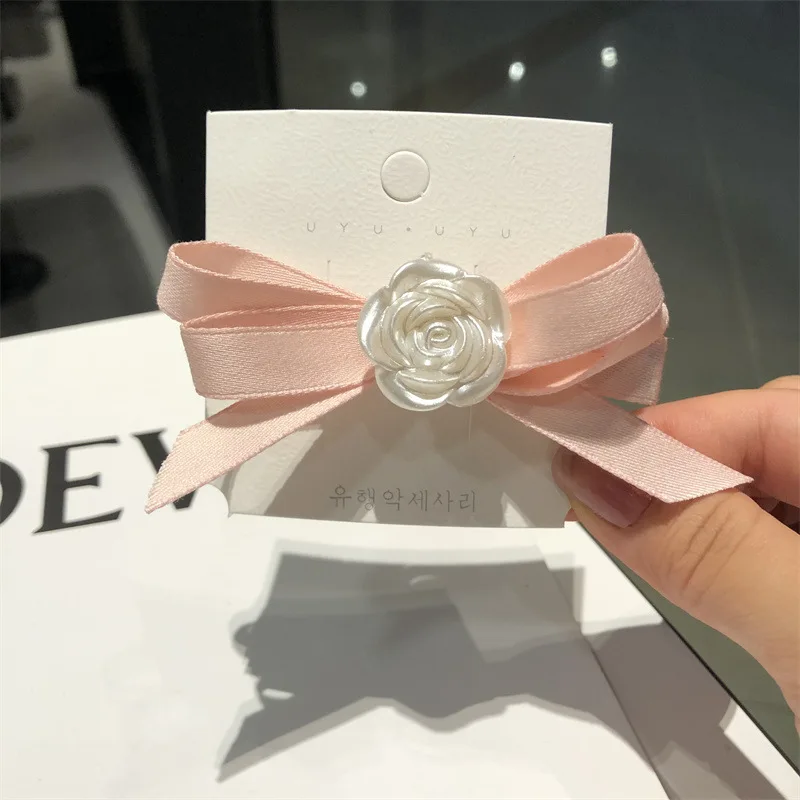 

Summer macaroon color hairpin small red book photo clip.