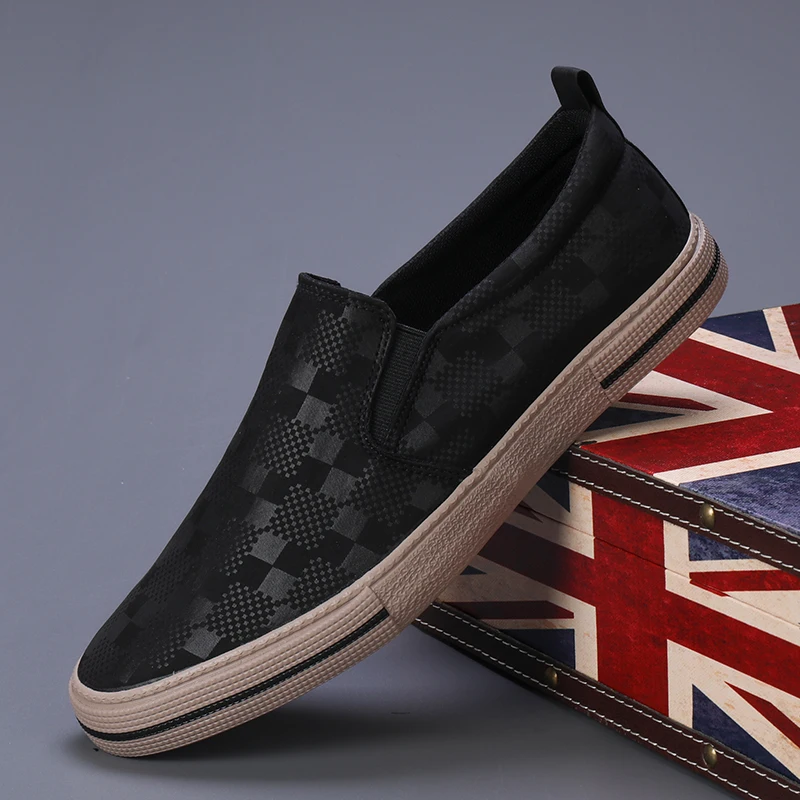 Рисунок 4 - Мужские парусиновые туфли