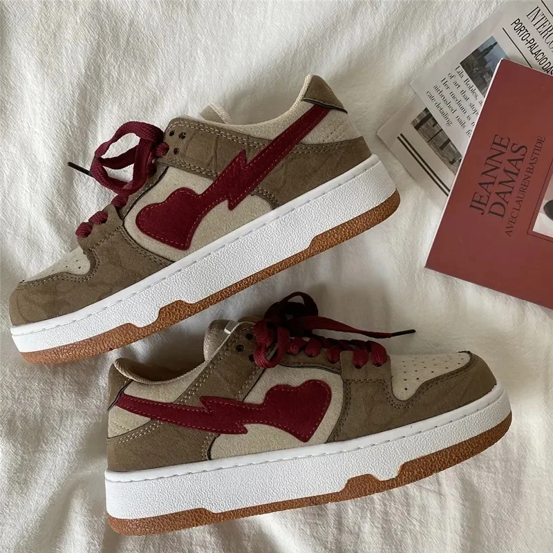 

Canvas Shoes Women's Casual Flat Sports Shoes In 2023 Spring Autumn New Heart Shape Sneakers Women Leather Shoes Tenis Feminino
