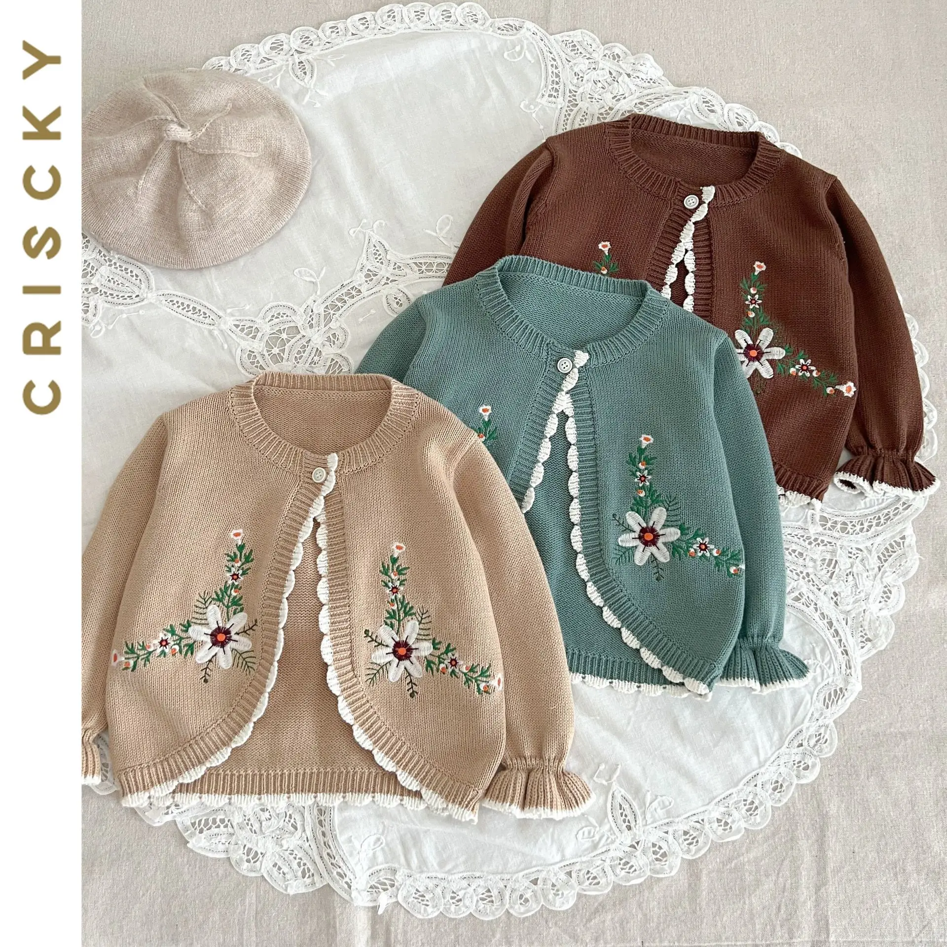 

2023 New Baby Girl Sweaters Coat Autumn Winter Baby Clothes Long Sleeve Knitted Floral Girls Jacket Cardigan Sweater