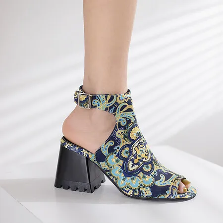 

Большие размеры; Сандалии большого размера больших размеров для женщин и женщин; Модные босоножки на толстом каблуке с квадратным носком