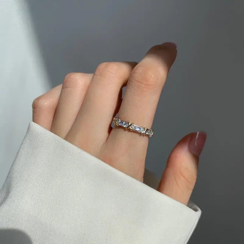 

Hot Ballet Design Elements X Women Zircon Cocktail Ring Retro Classic Party Mood Tracker Fashion Romantic