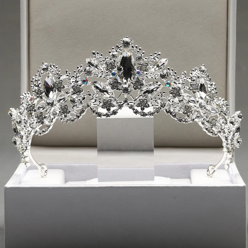 

Женская свадебная фотография