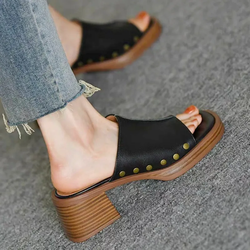 

Женские шлепанцы на платформе, летние брендовые дизайнерские сандалии на среднем каблуке, классические туфли-лодочки, повседневные шлепанцы, сланцы, 2023