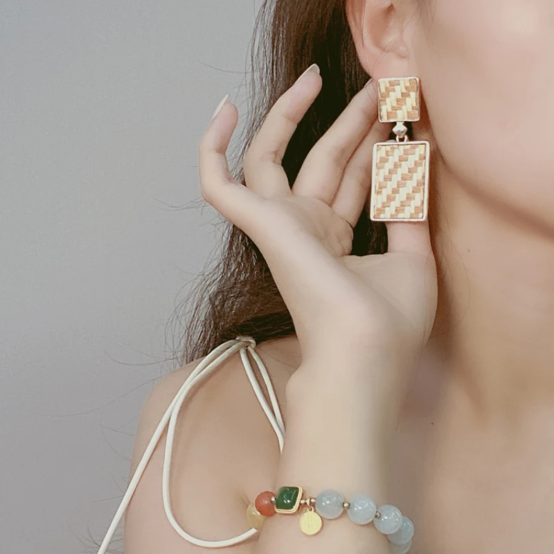 

2022 New Retro Raffia Braided Metal Rectangular Stud Earrings OL Style Earrings for Women