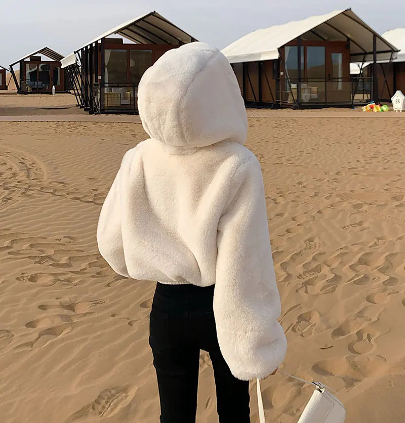 Женское пальто из искусственного кроличьего меха куртка-бомбер короткая теплая