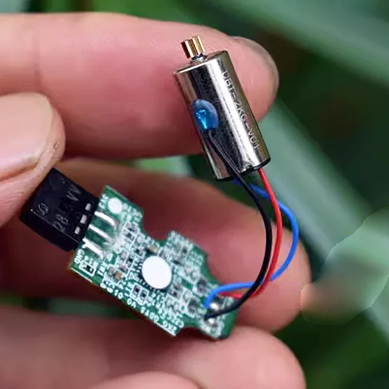 

Серводвигатель 7 мм * 14 мм 12В