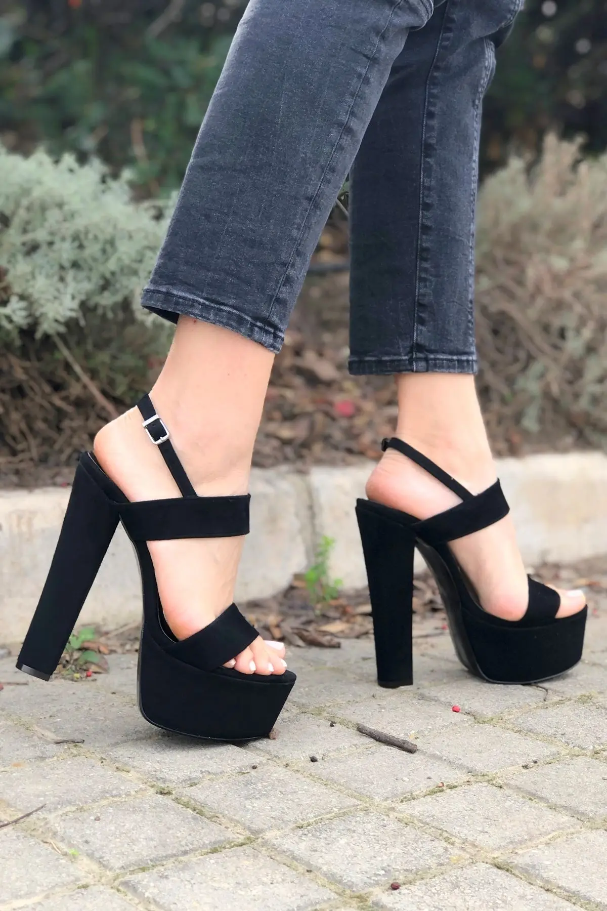 

Women's Fashion Suede High Heels Platform Shoes