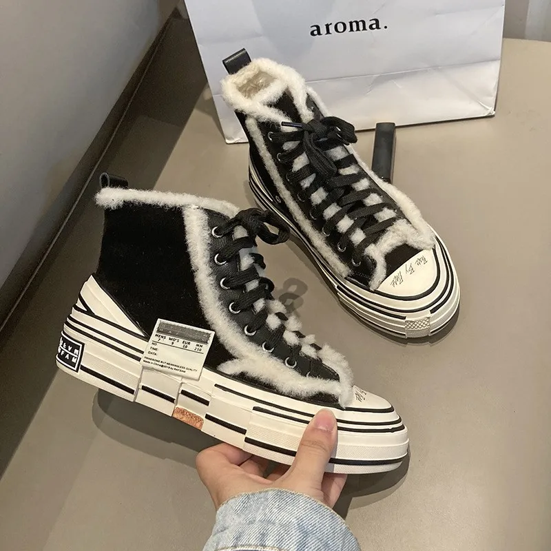 

Plus velvet Martin boots women's leather shoes for autumn and winter 2021 new wild fur shoes women's winter wear beggar shoes