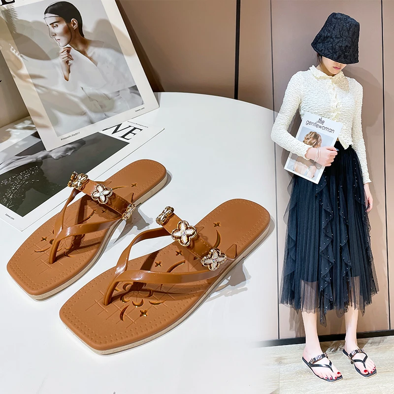 

2022 NEW Women Slippers Flip Flops Bow-knot Metal Buckle Decorative Sandal Non-slip Home Slippers Lightweight Slippers