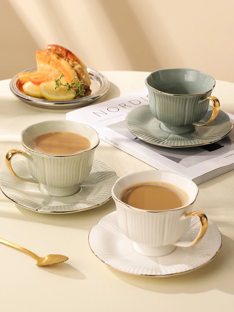 

Европейская керамическая кофейная чашка, блюдце, ручка Пномпеня, кружка для послеобеденного чая, чая на латте, молока, чайная чашка