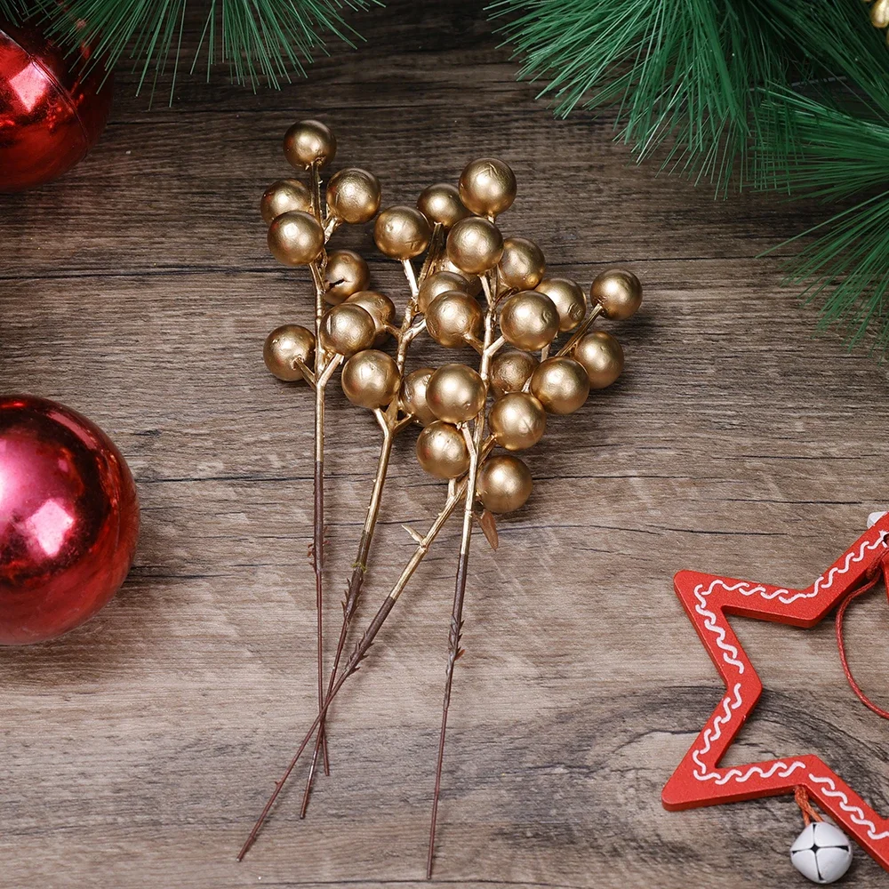 Искусственные красные ягоды для декора 20 шт.