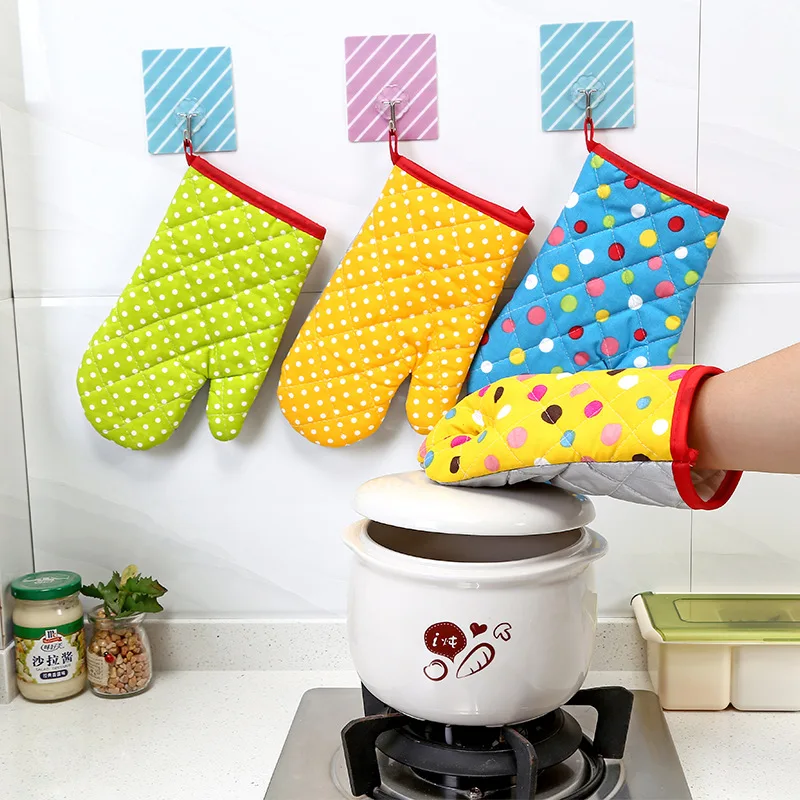 Mitten Microwave Oven Glove Cotton Insulated Baking Heat Resistant Gloves Oven Mitts Terylene Non-slip Cute Kitchen Tool 1pcs images - 6