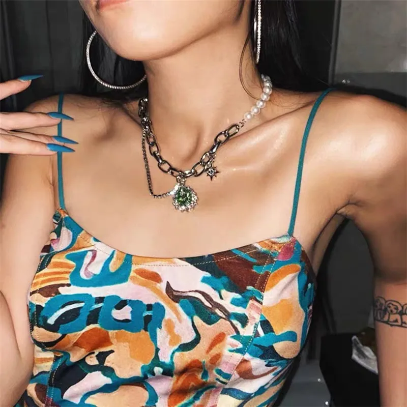 

Metal chain necklace design sense emerald clavicle chain net red tide INS cold wind neck chain ornaments Free shipping
