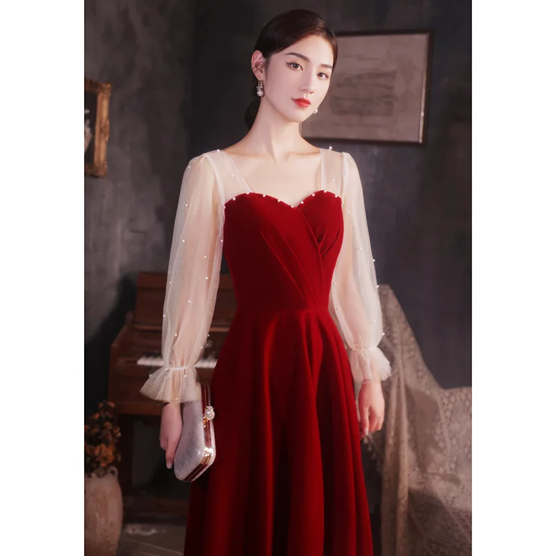 Женское кружевное платье с длинным рукавом Бордовое квадратным вырезом