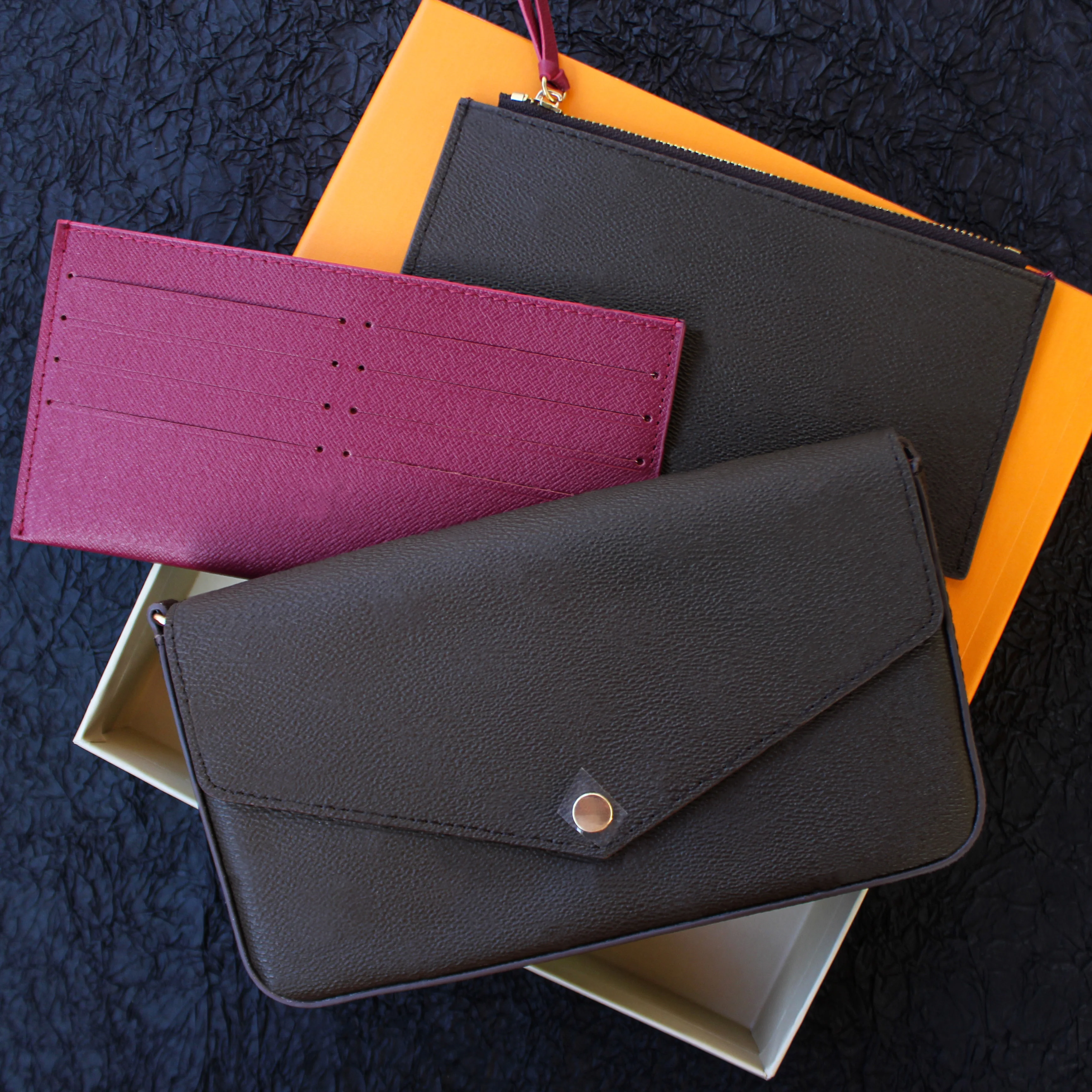 

Ladies Fashion Classic Luxury Design Leather Brown 3 in 1 Envelope Bag Multifunctional Chain Bag Shoulder Messenger Bag + Box