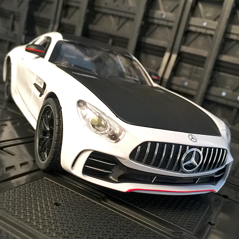 

1:24 simulation Mercedes-Benz GTR alloy car model sound and light pull back toy car boy gift adult ornaments collection