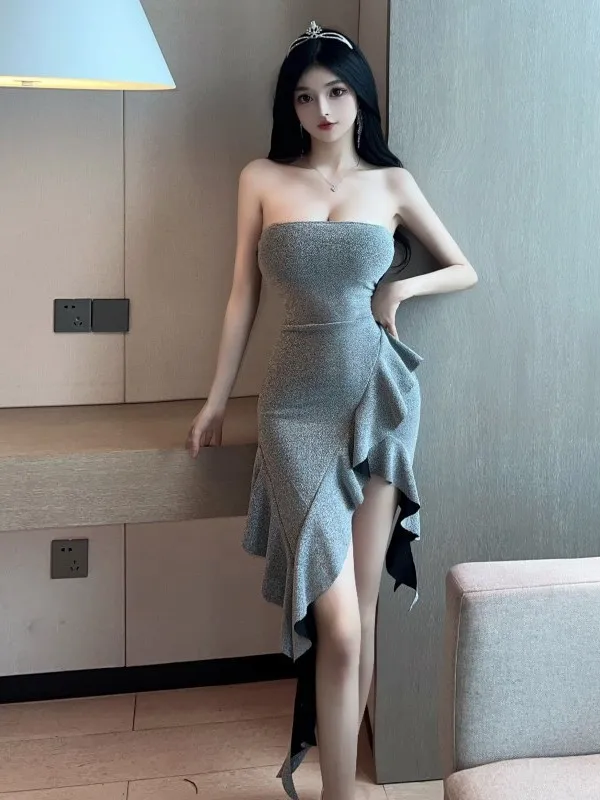 Элегантное нежное сексуальное соблазнительное платье с низким вырезом женское