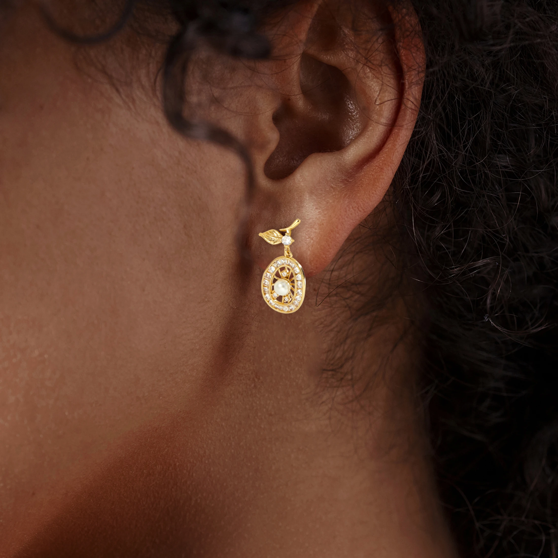 Женские модные серьги в форме листа с жемчугом и цирконом