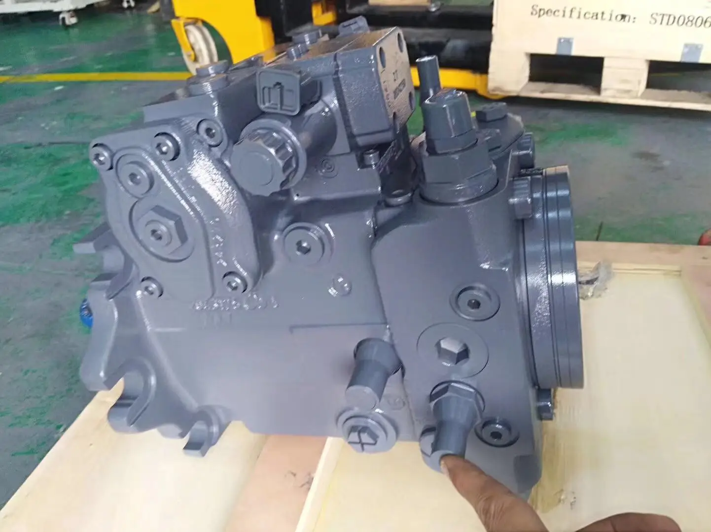 A4VG140-EP4D1 A4VG140EP Гидравлический аксиально-поршневой насос серии A4VG140EP4D1/32R-NAF02F021DP