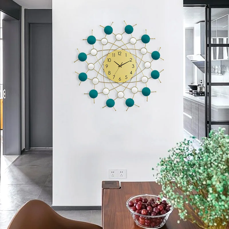 

Large Fashion Wall Clock Modern Living Room Light Luxury Art Metal Silent Simple Creative Digital Wall Clock Bedroom Home Decor
