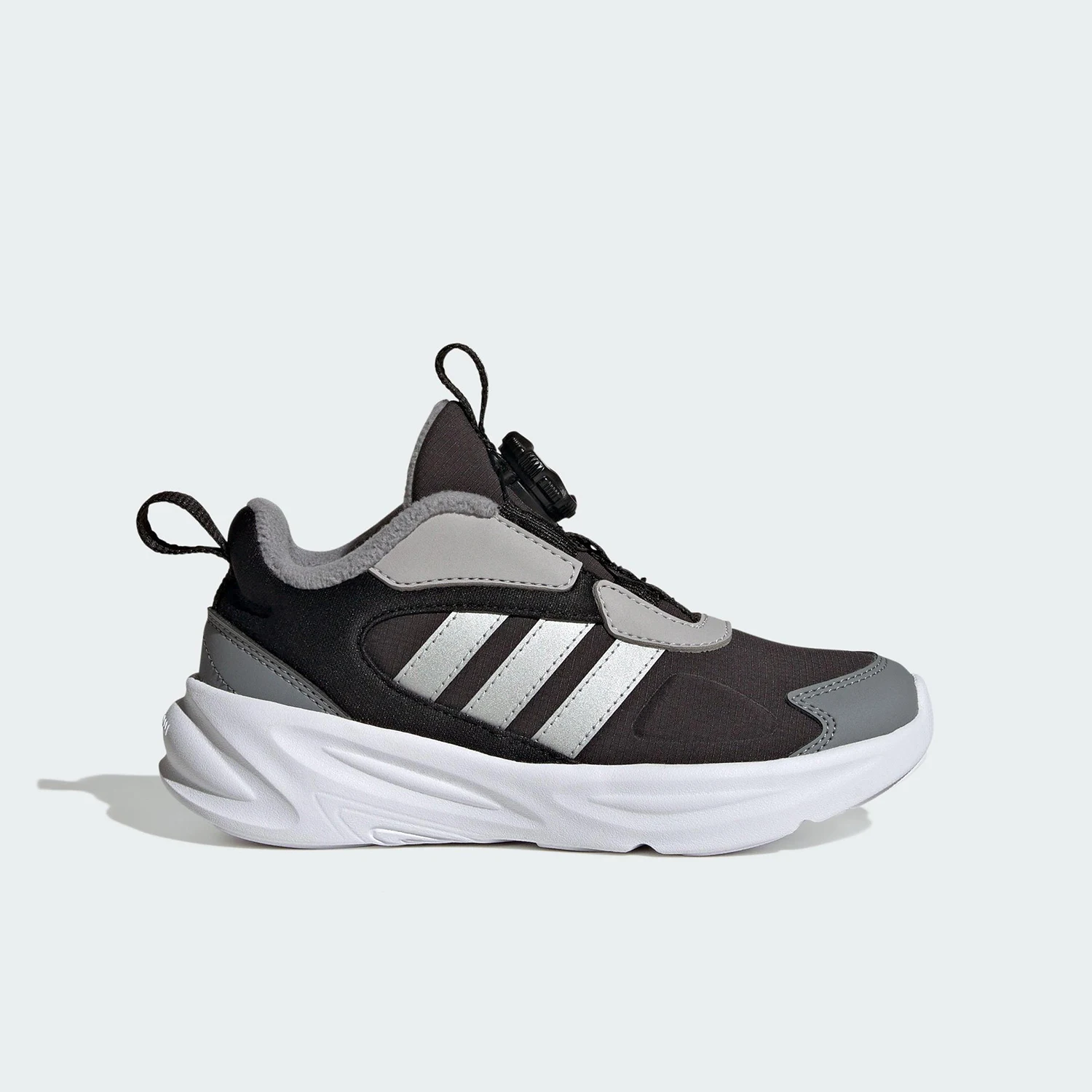 Фото Оригинальные детские износостойкие спортивные кроссовки Adidas осенней коллекции HP3627 №1