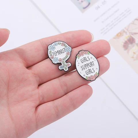 Брошь детская бутылочка QIHE JEWELRY