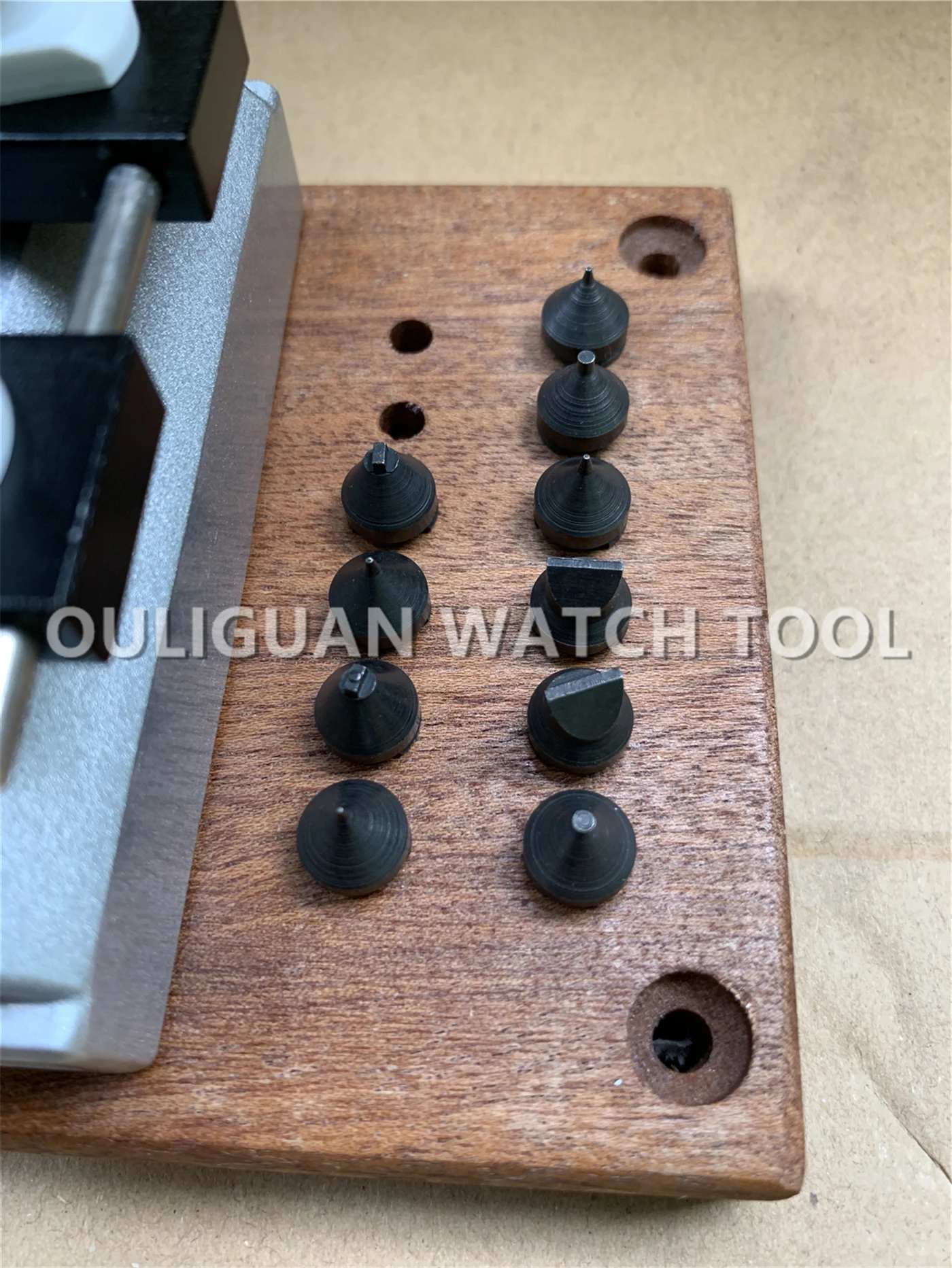 Watch Opener Machine Bench Case Opener 5700 Watch Case Back Opener For Screw Oyster Style Watch Case Opener And Closer Suitabl