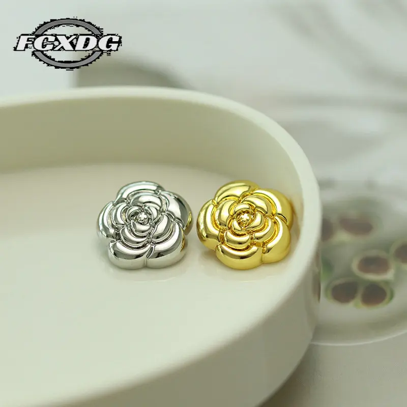 

FCXDG 10pcs Fashion Rose Flower Design Clothes Buttons 20mm Gold Jacket Coat Decoration Buttons Sewing Accessories Metal Buttons