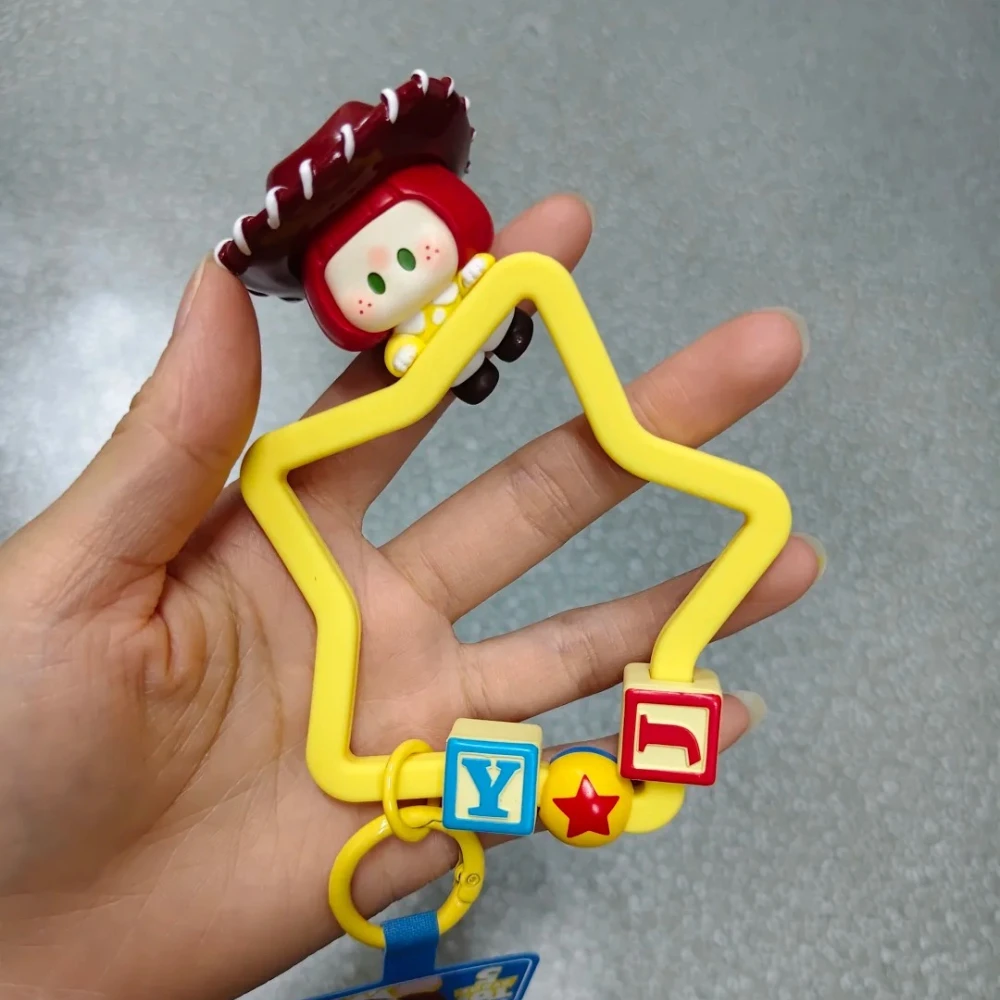 Фото YOYO X Toy Story 5 Подвеска для телефона Blind Box: Фигурка Вуди и Базза Лайтера, Брелок-украшение, Сюрприз-пакет, Игрушка-подарок №4